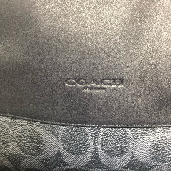 🆕 BNWT Coach signature messenger bag - Picture 8 of 8